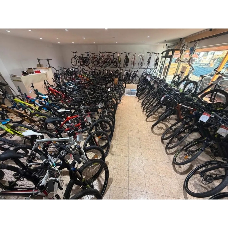 RIESIGE AUSWAHL AN GEBRAUCHTEN FAHRRÄDERN & E-BIKES