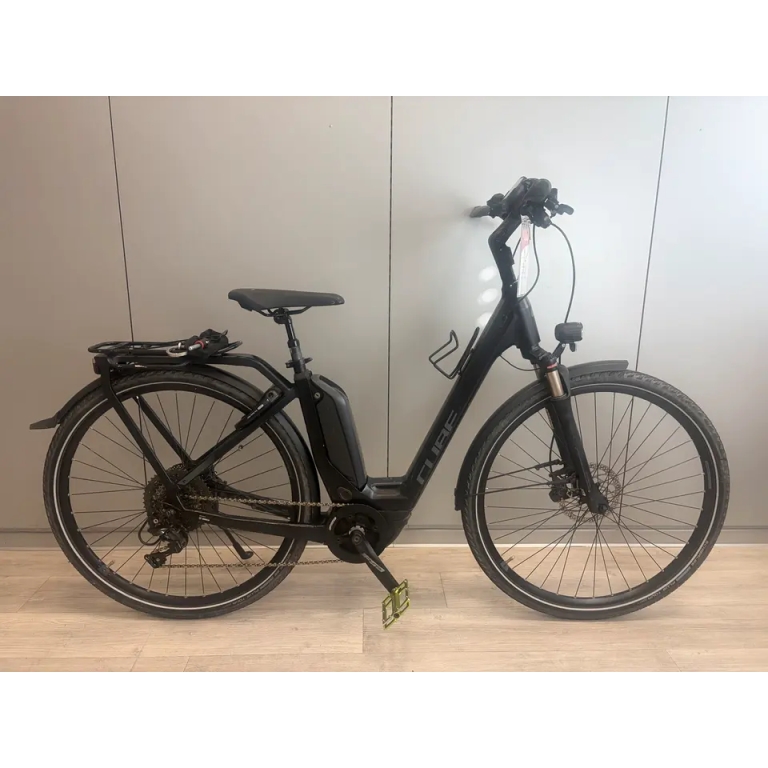 CUBE Touring One E-Bike 500 Wh 50 cm Tiefeinstieg XT